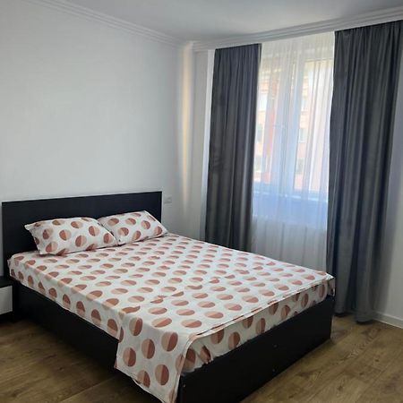 Sunny Apartment Center 수체아바 외부 사진