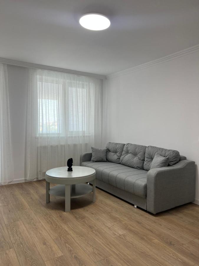 Sunny Apartment Center 수체아바 외부 사진