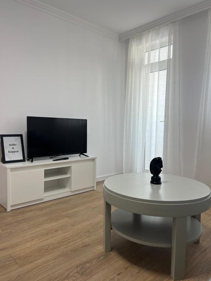 Sunny Apartment Center 수체아바 외부 사진