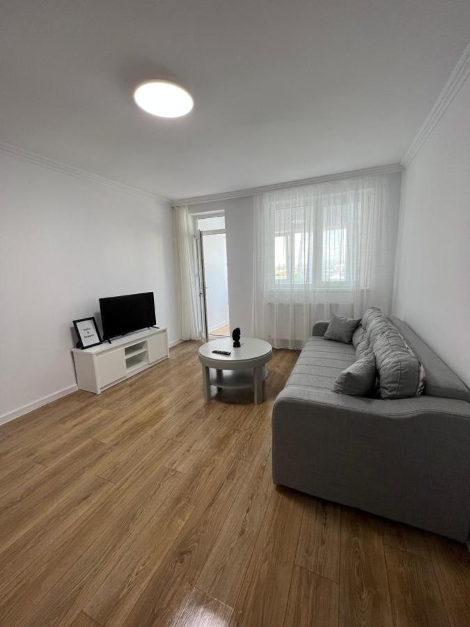 Sunny Apartment Center 수체아바 외부 사진